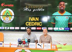 Alanyaspor, Kamerunlu Forvet Ivan Cedric'i 4 Yıllığına Kadrosuna Kattı