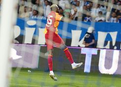 Victor Osimhen durdurulamıyor