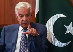 Pakistan Savunma Bakanı Asif: