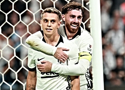 Maç fazlasıyla lider! Beşiktaş seriye bağladı