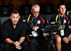 Galatasaray'da deprem! Son transferin testleri şoke etti