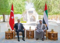 Dışişleri Bakanı Hakan Fidan, BAE'de Şeyh Mansur bin Zayed Al Nahyan ile görüştü