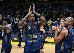 Fenerbahçe, Bayern Münih'i darmadağın etti