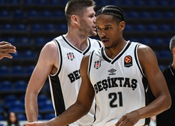 Beşiktaş, Euroleague'de Maccabi Tel Aviv'i 109-93 yenerek ilk galibiyetini aldı
