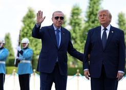 Türkiye'ye yönelik CAATSA yaptırımları ile ilgili Trump'tan açıklama