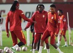 Galatasaray, Kasımpaşa maçı öncesi son antrenmanı Kemerburgaz'da yaptı