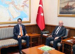 Milli Savunma Bakanı Güler, Katar'ın Ankara Büyükelçisi Al-Henzab ile bir araya geldi