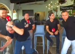Panama'da gazetecilerin depreme yakalandığı anlar kamerada