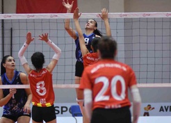 Kayseri Atletikspor, Malatya Voleybol'u evinde set vermeden 3-0 yendi
