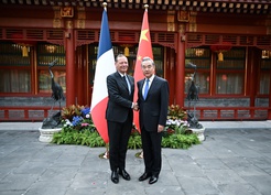 Wang Yi, Datong'da Bonne ile Çin-Fransa Stratejik Diyaloğu'nun 28. Toplantısı'nı yaptı