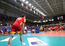 Bakan Bak, Kırıkkale'de spor kompleksini açtı; Galatasaray Madeş Mobilya 3-1 kazandı