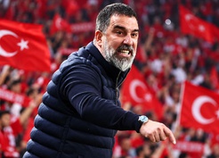 A Milli Takım'ın başına mı geçiyor? Arda Turan'dan iddialara yanıt