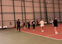 Aydın'da Berin Menderes Kız Yurdu'nda öğrencilere tenis kursu başlatıldı