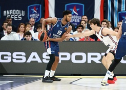Anadolu Efes, Bayern Münich'e evinde 93-101 yenilerek üst üste 3. mağlubiyetini aldı