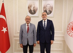 Öz Sağlık-İş, Kamu Çerçeve Protokolü talebini Bakan Işıkhan'a iletti