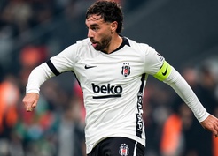 Beşiktaş'a sakatlanan Orkun Kökçü'den kötü haber