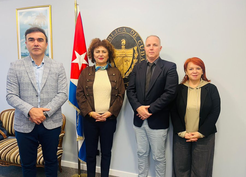 KESK heyeti, Küba Büyükelçiliği'nde 28 Ekim BM oturumundaki abluka çağrısını ele aldı
