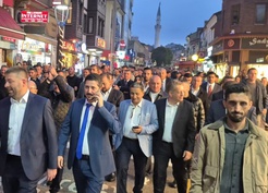 Bartın TSO seçimini 683 oyla kazanan Onur Aldatmaz, zaferi yürüyerek kutladı