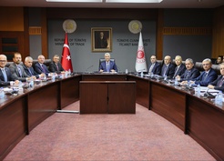 Bakan Bolat, otomotiv temsilcileriyle AB Sanayi Hızlandırma Yasası Taslağı'nı görüştü