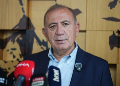 CHP'li Gürsel Tekin fon krizinde çifte standarda ve şeffaflığa dikkat çekti