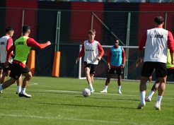 Çorum FK, Göztepe deplasmanı hazırlığını Burak Yılmaz yönetiminde sürdürdü