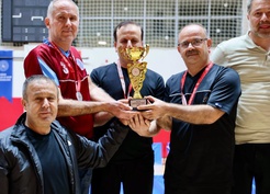 Niğde'de 4. Kamu Spor Oyunları'nda futsal şampiyonu İl Özel İdaresi oldu