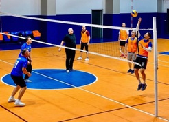 Bilecik Pazaryeri'nde 103. yıl kapsamında kurumlar arası voleybol turnuvası başladı