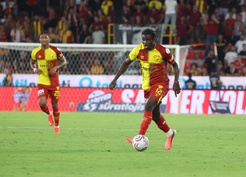 Göztepe Çorum FK maçında 3 puan hedefliyor, Akonnor teknik ekibi memnun etti