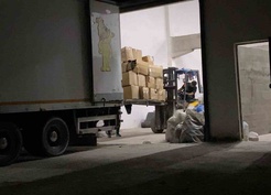 İnegöl'de maaş alamadıklarını öne süren işçilerle fabrika yetkilileri gerginlik yaşadı