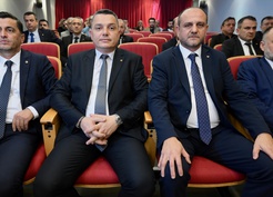 İshak Şengüloğlu, Düzce Ticaret ve Sanayi Odası başkanlığına 29 oyla seçildi