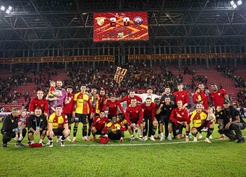 Göztepe, Çorum FK'yı 2-0 yenerek üçüncü galibiyetini ve ilk iç saha zaferini aldı