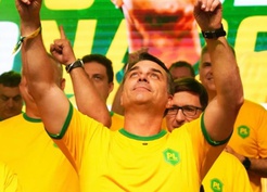 Brezilya'da işler karışıyor: Başkan adayı Flávio Bolsonaro’nun pasaportlarına el konuldu, ülkeden çıkışı yasaklandı