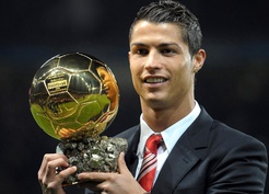 Cristiano Ronaldo'ya tarihi ödül! En iyisi seçildi