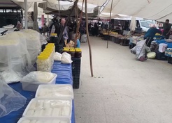 Osmaniye Kadirli'de semt pazarında emekliler 23 bin lira maaşla geçinemiyor