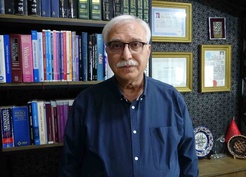 Özlü, Batı Nil virüsü riski Türkiye'de de sürdüğü için sivrisineklere karşı uyardı
