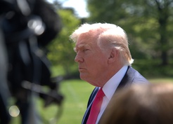 Trump, petrol ve doğalgaz kaynaklı metan emisyonu kurallarını geri çekmeyi planlıyor