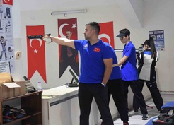 Eskişehir Gençlik ve Spor İl Müdürlüğü havalı silahlar atıcılık kupası düzenledi