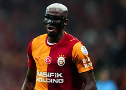 Galatasaray'ın golcüsü Victor Osimhen'in kızı Liora Audrey dünyaya geldi