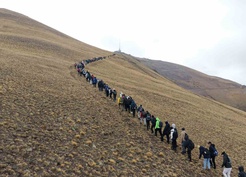 Öğrenciler ve dağcılar Palandöken'de 3 bin 176 metreye Cumhuriyet tırmanışı yaptı