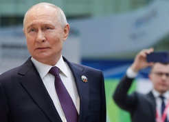 Putin'den Elon Musk'a 'gerçek bir dahi' övgüsü! Starlink için yakın temasta olduklarını açıkladı