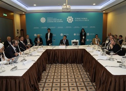 Türk Dünyası Diyalog Forumu'nda gelecek stratejisi yuvarlak masada ele alındı
