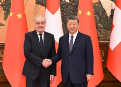 Xi ve Parmelin Beijing'de güncellenen serbest ticaret protokolüne tanıklık etti