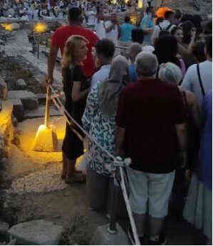Efes Antik Kenti'nde özel davet skandalı! Türk vatandaşlarını içeriye sokmadılar