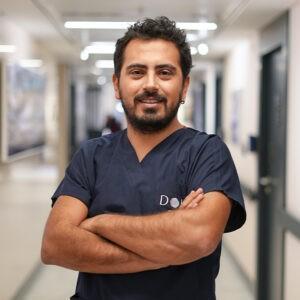 Sağlıklı ve Etkileyici Bir Gülüş İçin Uzman Dokunuşu : Diş Beyazlatma ve Diş Kaplama