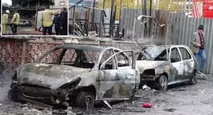 عندما اشتعلت النيران في السيارة، حولت المقهى الذي كان متوقفًا أمامها إلى رماد: كنا سنقوم بافتتاحه غدًا.