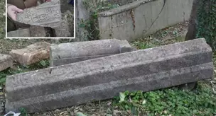 Из-под кладбища фонтаном бьет сокровище! На нем написано имя нашей области.