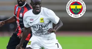 Экс-звезды Фенербахче вмешались в трансфер Канте.