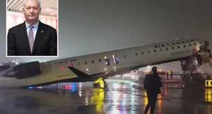 The CEO of Air Canada, whose plane crashed in New York, has decided to resign.