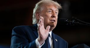 Первое заявление Трампа после атаки Ирана на Израиль: Возвращайтесь за стол переговоров
