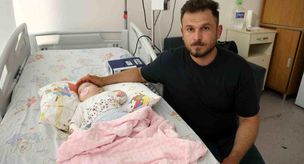 Во время процедуры удаления сыворотки палец ребенка был отрезан вместе с бинтом.